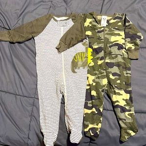 Gerber Boy’s footie outfits (size 3-6 months)
